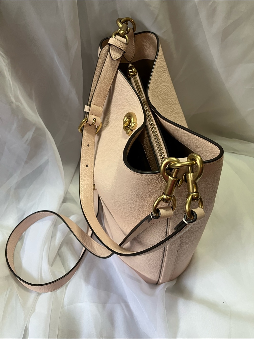 Willow Soft Bucket Bag - Picture 2 of 16